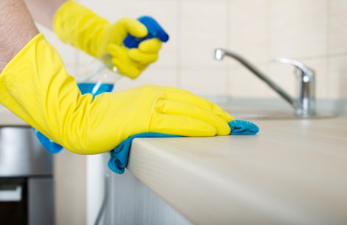Recording an oven cleaning complaint in a service log